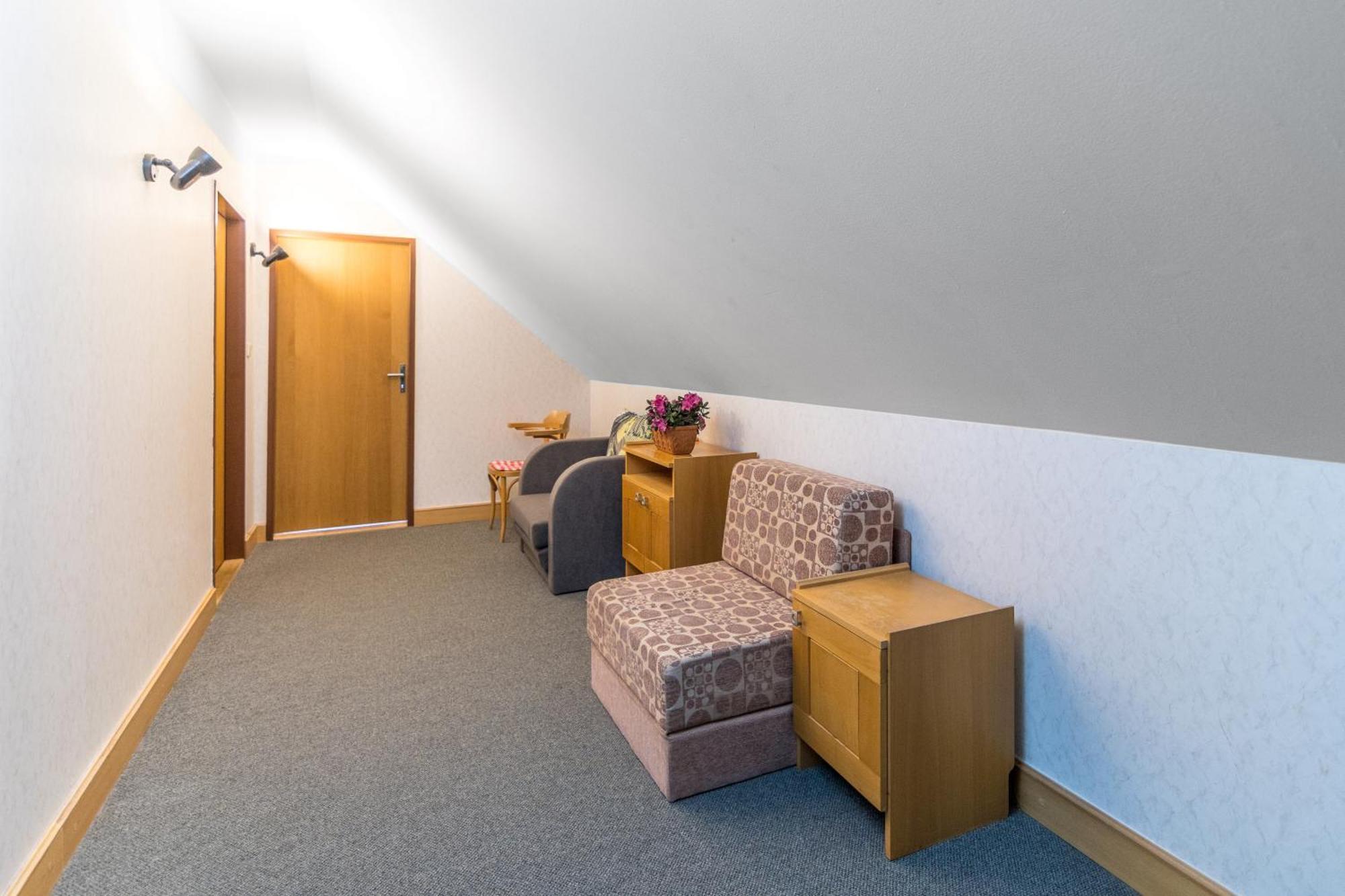 Hotel Mala Rennerovka à Strážné Extérieur photo